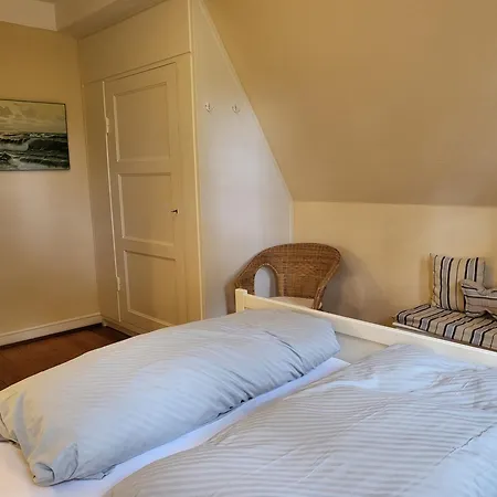 Semesterbostad Wiking *